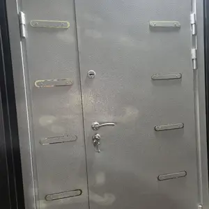 Дверь, Душанбе