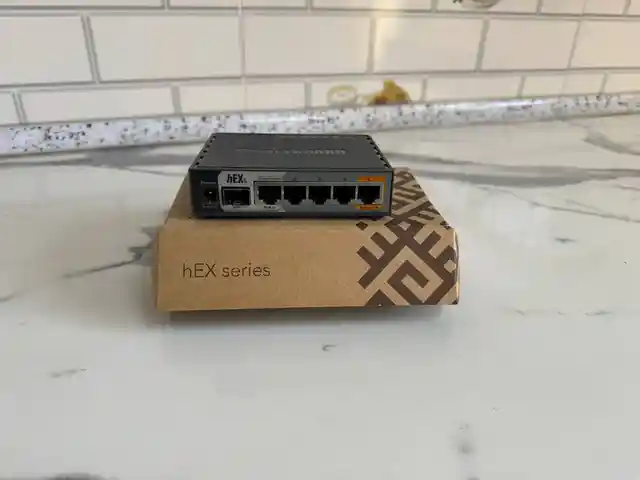 Маршрутизатор MikroTik hEX S, Душанбе