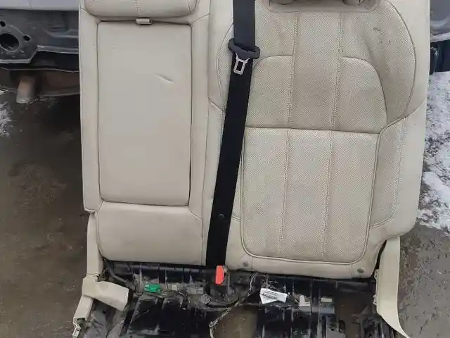 Сидения от Land Rover, Худжанд