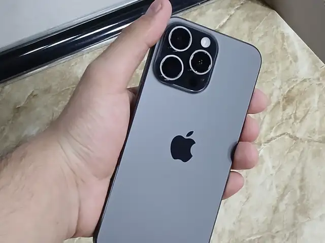 Apple iPhone 15 Pro Max, 256 gb, Black Titanium, Данғара
