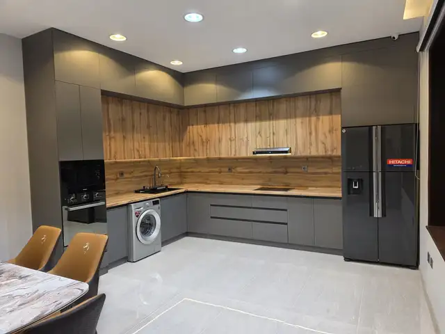 3-этажный, 16 комнатный дом, 1000 м², Исмоили Сомони, Душанбе - 8