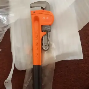Трубный газовый ключ, Худжанд
