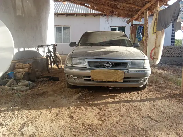 Opel Astra F