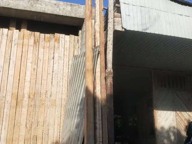 Брусья, Бобоҷон Ғафуров