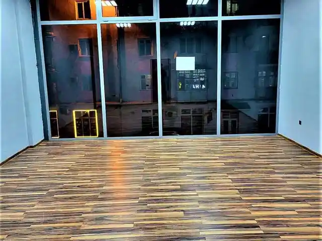 Помещение под свободное назначение, 40м², Шохмансур, Центр, Душанбе