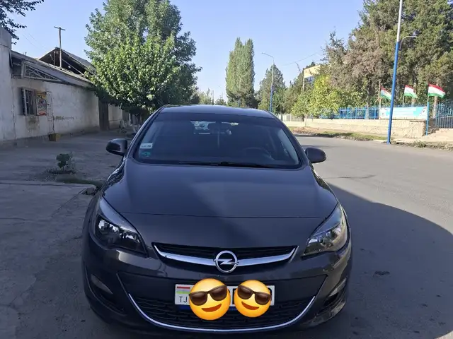 Opel Astra J