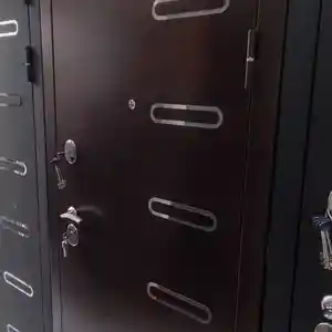 Дверь, Душанбе