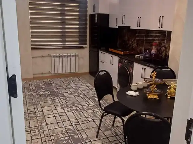 2-комн. квартира, 10 этаж, 85м², Голубой Экран, Душанбе