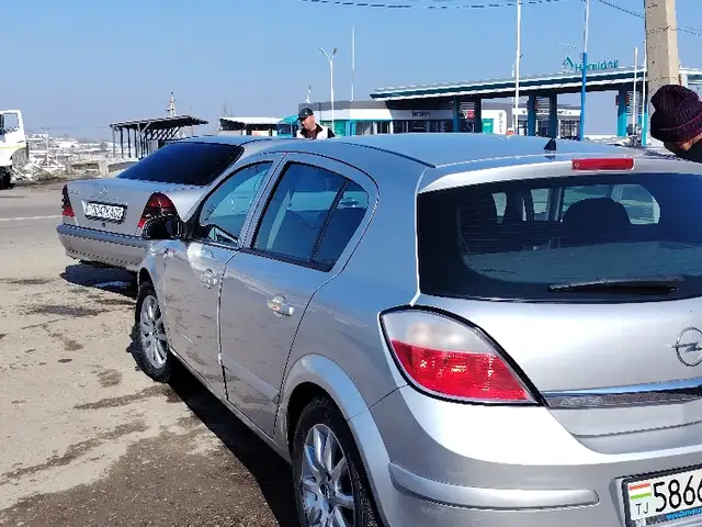 Opel Astra H