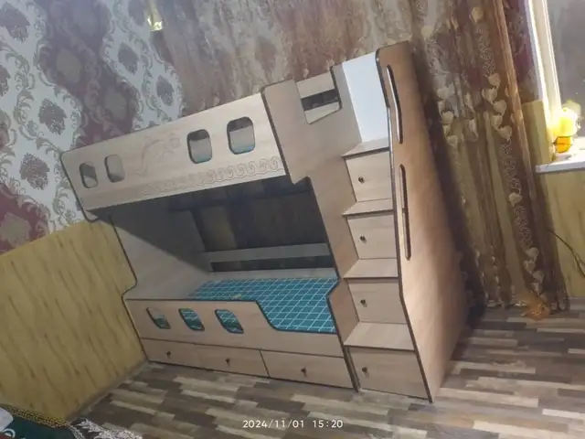 Двухъярусная кровать, Душанбе