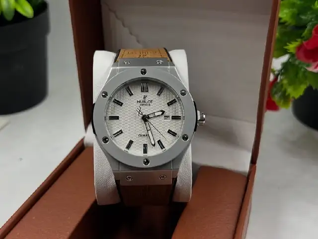 Часы Hublot, Душанбе