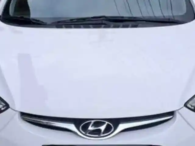 Капот на Hyundai Avante MD, Худжанд