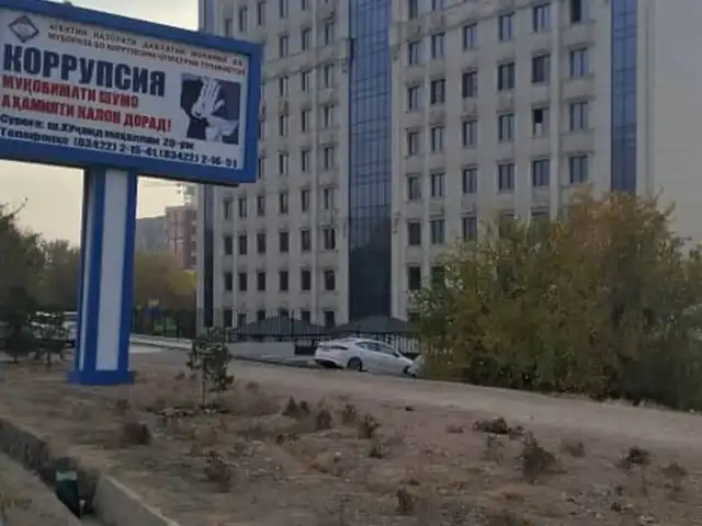 3-комн. квартира, 2 этаж, 100м², 20 мкр, Худжанд