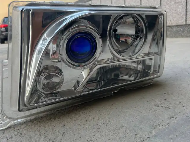 Фары от Mercedes-Benz 190, Хуҷанд