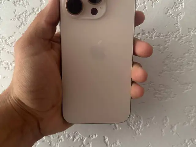 Apple iPhone 16 Pro, 128 gb, Desert Titanium, Исфара