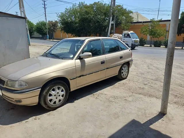 Opel Astra F