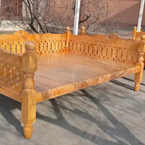 Тапчан, Душанбе