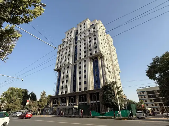 3-комн. квартира, 13 этаж, 102 м², Улица Айни 26, Садбарг, Гостиница Душанбе, Шохмансур, Душанбе