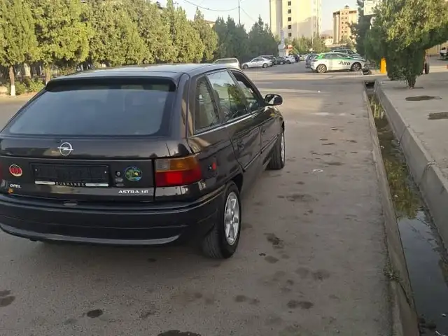 Opel Astra F