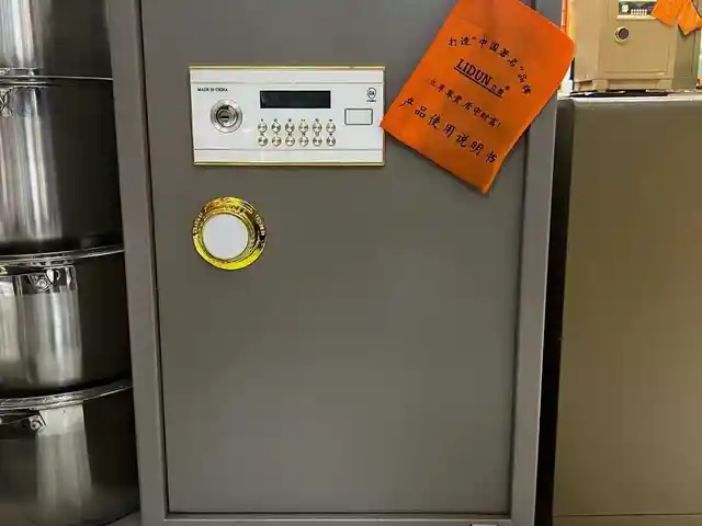 Сейф 80 El, Душанбе