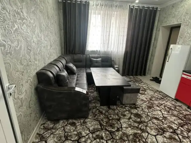2-комн. квартира, Цокольный этаж, 60м², 18мкр, Хуҷанд