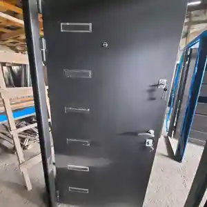 Железная дверь, Душанбе