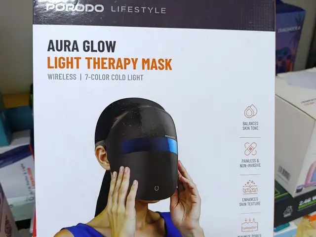 Маска для лица с терапевтическим светом Porodo face Mask 400mAH, Душанбе