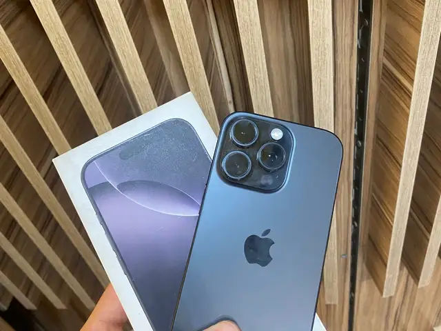 Apple iPhone 16 Pro, 256 gb, Black Titanium, Душанбе