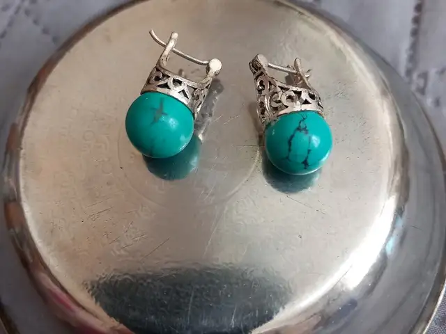 Серебряные серьги, Душанбе