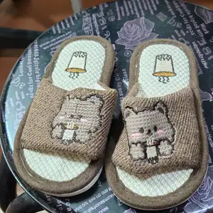 Открытые тапочки, Душанбе