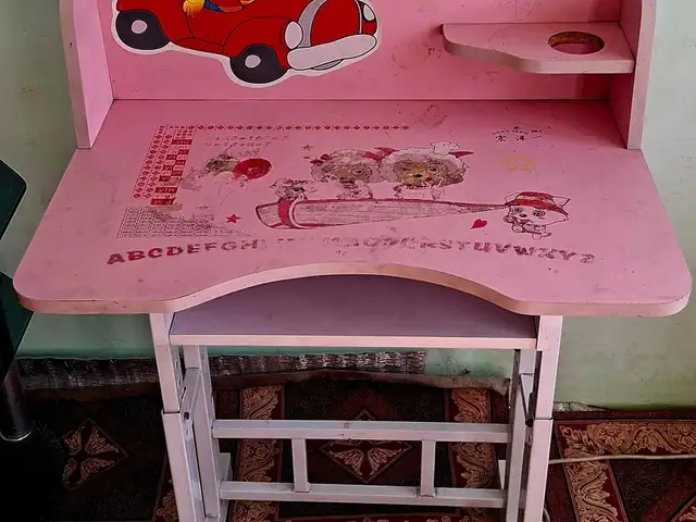 Парта для детей, Душанбе