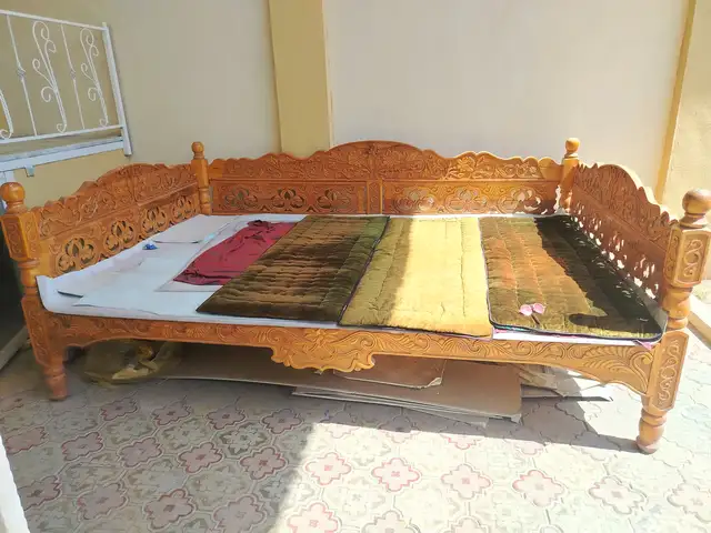 Тапчан, Душанбе