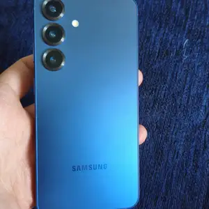 Samsung Galaxy S25 12/128 ГБ, Душанбе