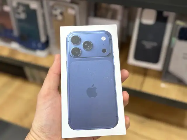 Apple iPhone 17 Pro, 256 gb, Deep Blue, Худжанд