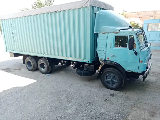 Бортовой грузовик Камаз 1988, Истаравшан