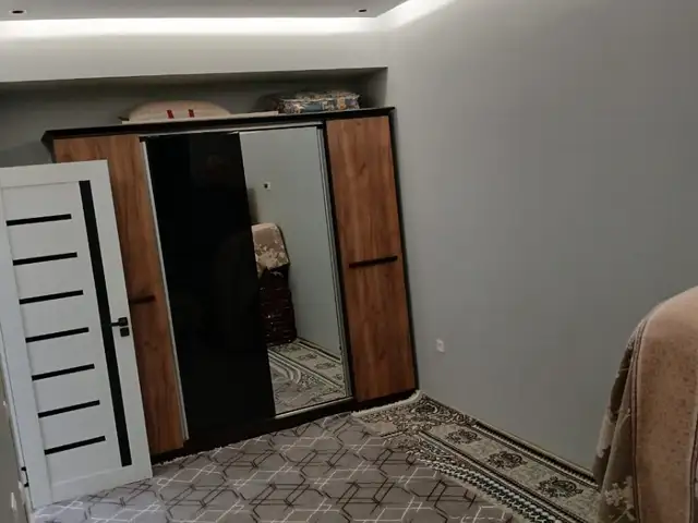 1-комн. квартира, Цокольный этаж, 35 м², 32 мкр, Хуҷанд