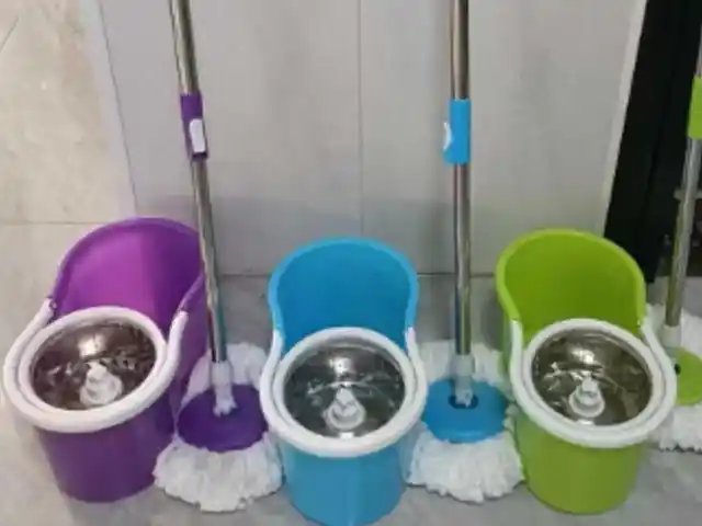 Швабра и ведро, Душанбе
