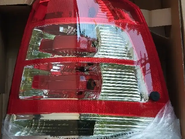 Задние фары от Opel Zafira, Душанбе