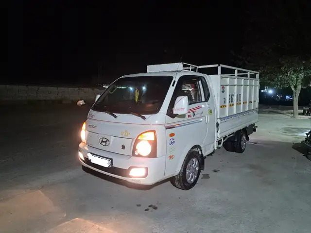 Бортовой автомобиль Hyundai Porter 2, 2011, Фархор