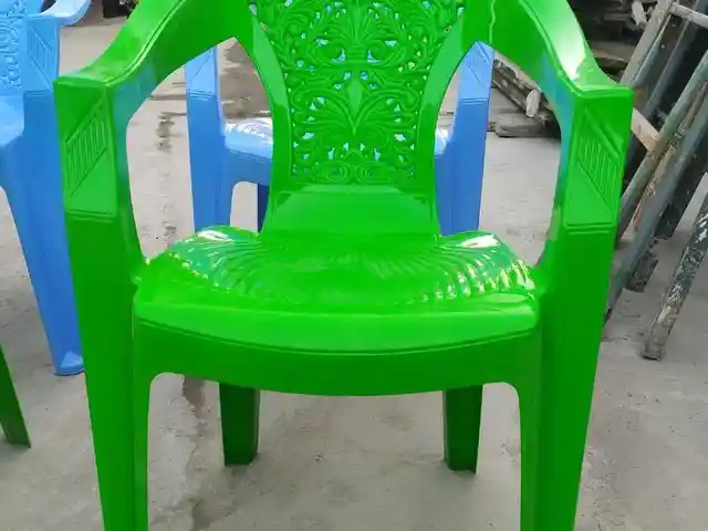 Стулья, Душанбе