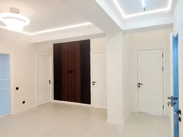 3-комн. квартира, 16 этаж, 111 м², И.Сомони стадион Спартак, Душанбе
