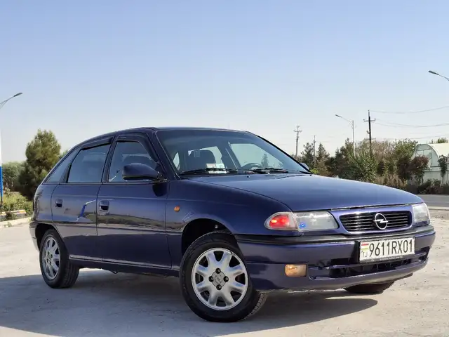 Opel Astra F