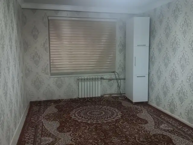 Комната в 3-комн. квартире, 1 этаж, 52м², 112мкр, Крутобхонаи Олим, Душанбе