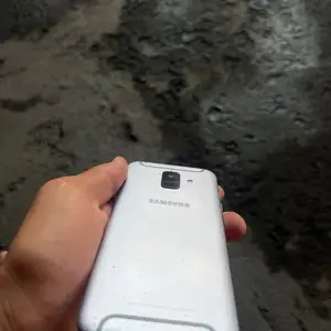 Samsung Galaxy A6, Хуҷанд
