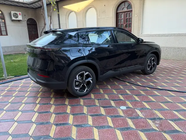Dongfeng L7, 2026, Худжанд - 9
