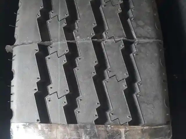 Шины 9.00 R20 Onix 104, Душанбе