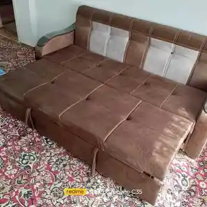 Диван, Душанбе