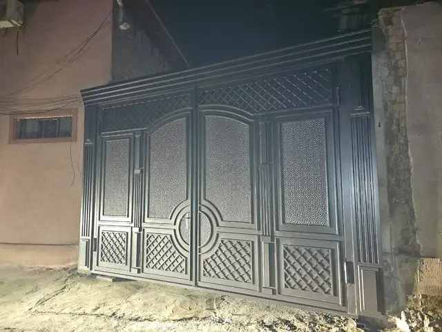 Дарвоза, Душанбе