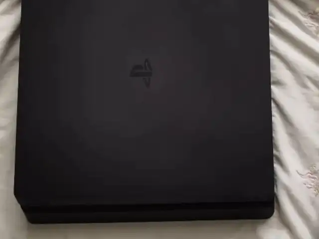 Игровая приставка sony playstation 4 pro, Худжанд