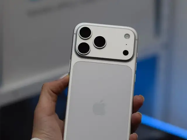 Apple iPhone Xr, 128 gb, Product Red, Хуҷанд